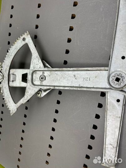 Стеклоподъемник передний правый Mercedes-Benz