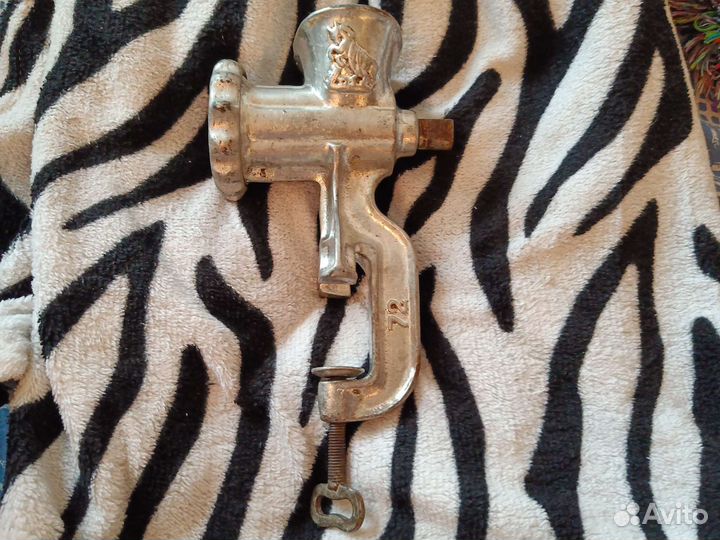 Мясорубка ручная СССР чугунная