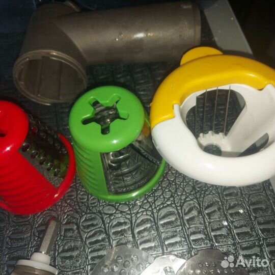 Мясорубка, комбайн кухонный