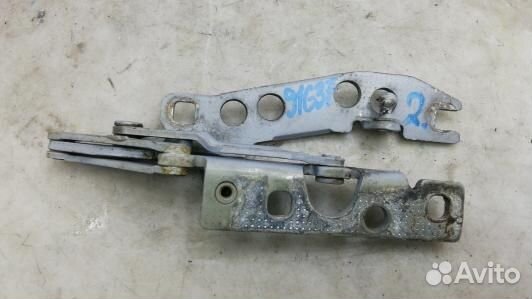 Петля капота BMW 5 E39 (91G37D502)