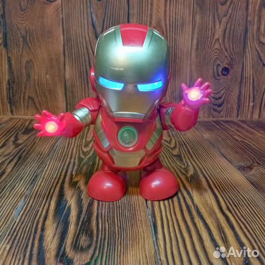 Робот Супер-герой