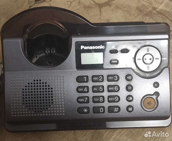Телефон Panasonic