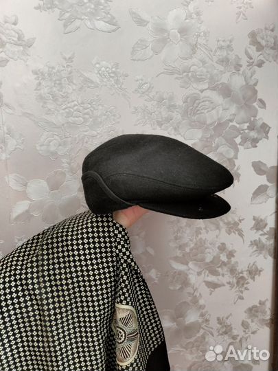 Мужские кепки и шапка ушанка