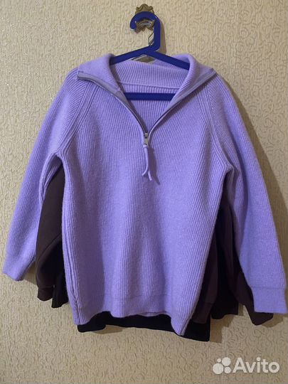 Свитер на замке