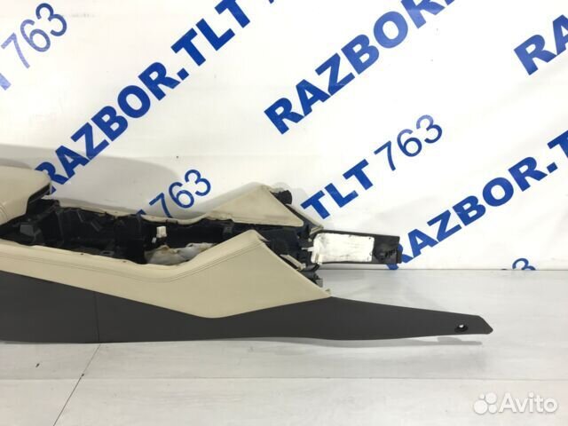 Центральная консоль KIA quoris 3.8 ат