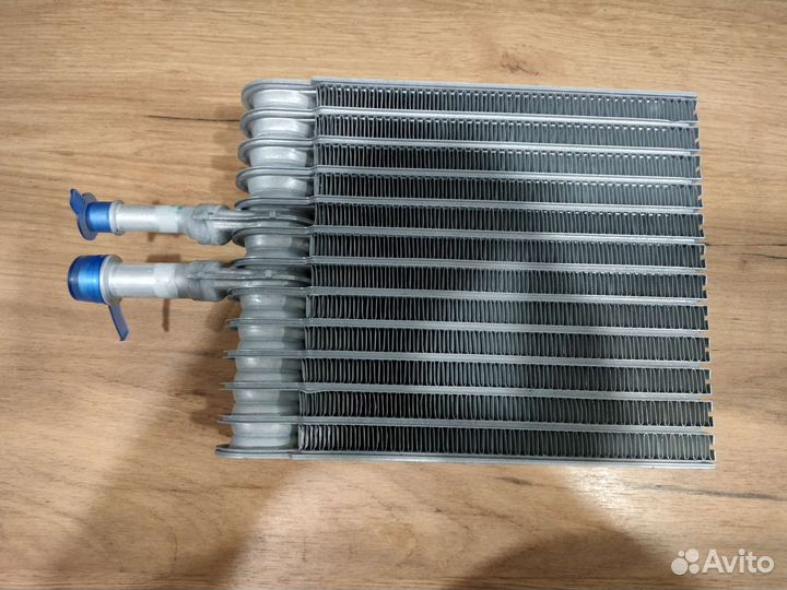 Испаритель кондиционера задний volkswagen t5,t6