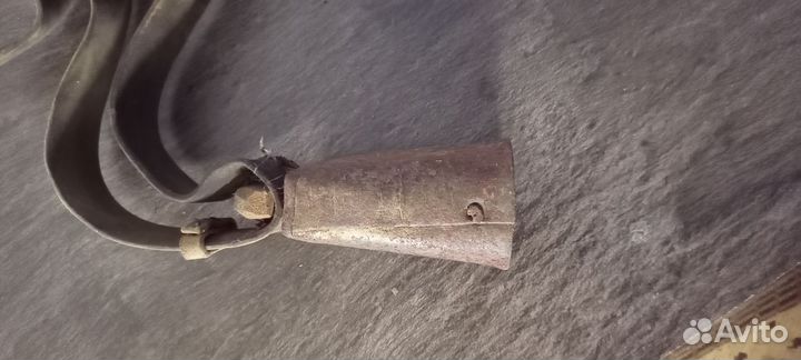 Ботало старинное полный комплек с ремнём. Класс