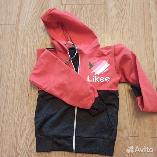 Спортивный костюм