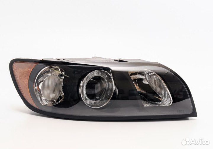 Фара правая Volvo S40