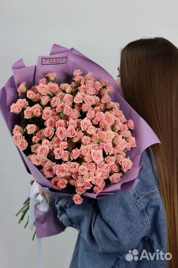 Букет из кустовых роз Кустовые розы с доставкой