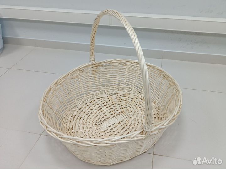 Корзина плетеная