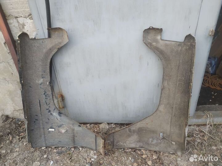 Крылья Mitsubishi Pajero 1