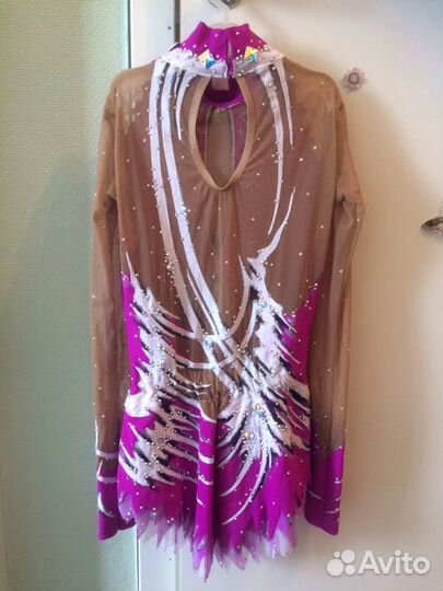 Костюм для фигурного катания