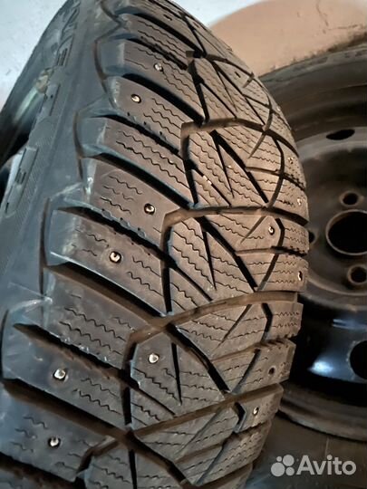 Goodyear Ultragrip 600 195/65 R15 95T