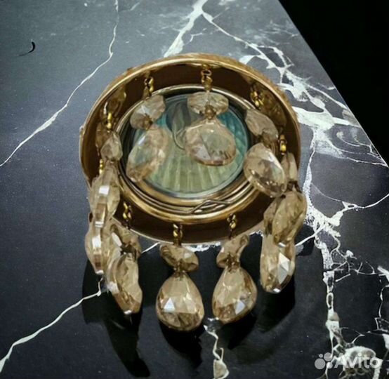 Светильник потолочный, три штуки