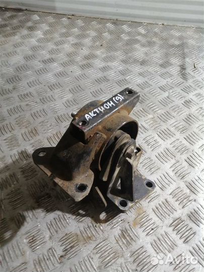 Опора двигателя левая Ssangyong Actyon New CK G20