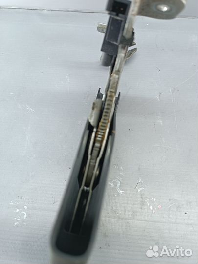 Рычаг стояночного тормоза Skoda Rapid