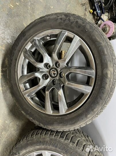 Комплект колес Lexus R18