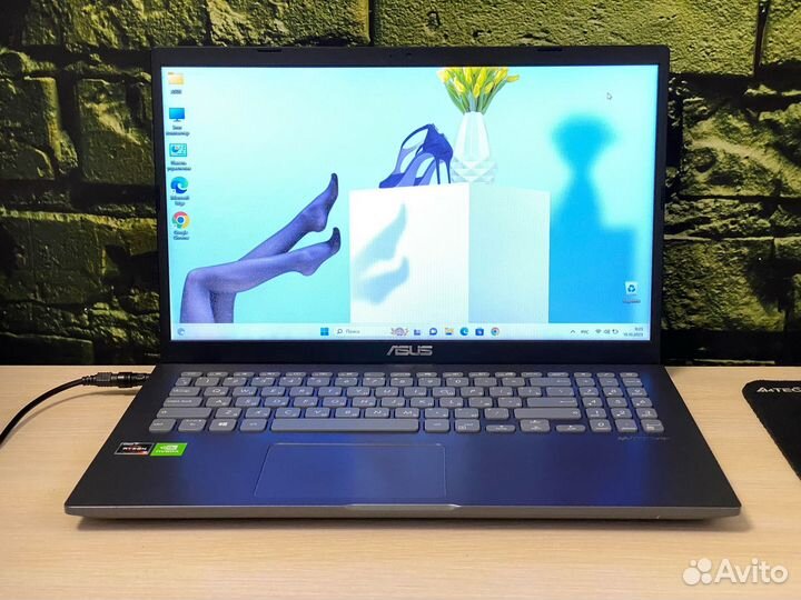 Ноутбук Asus AMD Ryzen 3