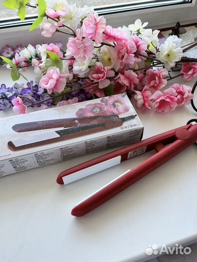 Щипцы для волос красные