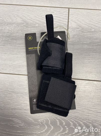 Новый Суппорт фиксатор для запястья adidas