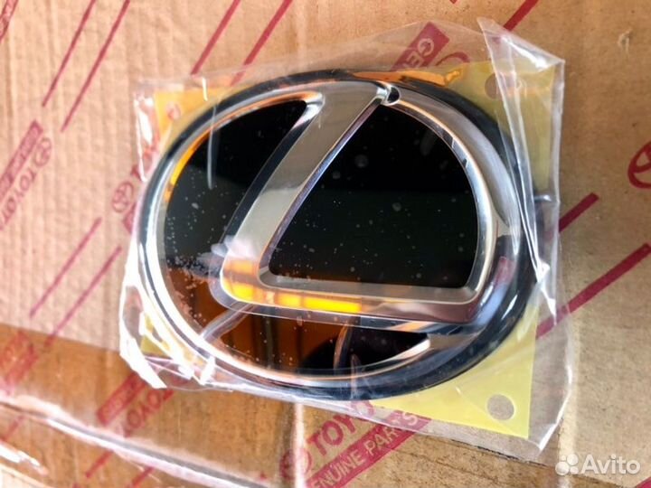 Эмблема Lexus Es 7 2018-2022