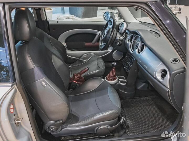 MINI Cooper 1.6 МТ, 2002, 160 000 км