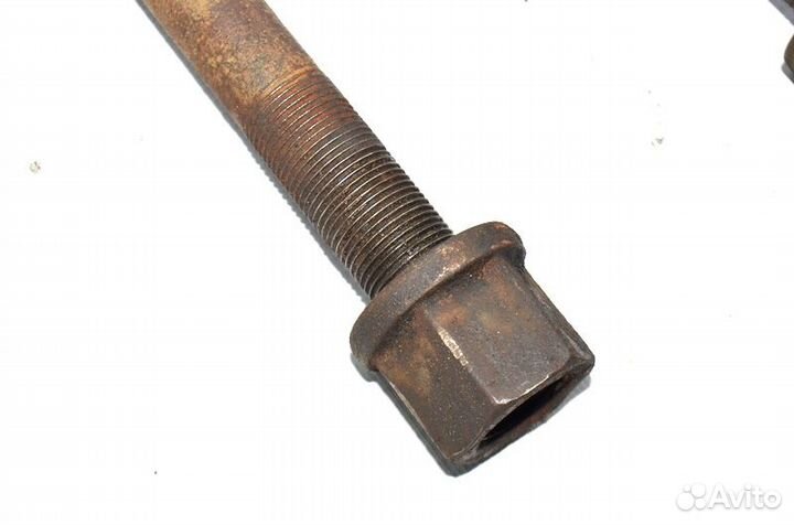 Стремянка переднего моста iveco Stralis (01.02)