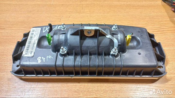 Подушка безопасности пассажирская Mercedes-Benz