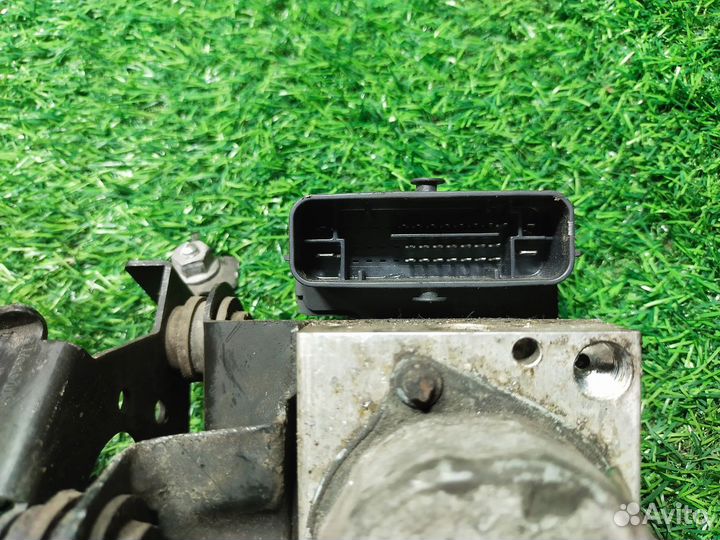 Блок abs Skoda Fabia (5J) II