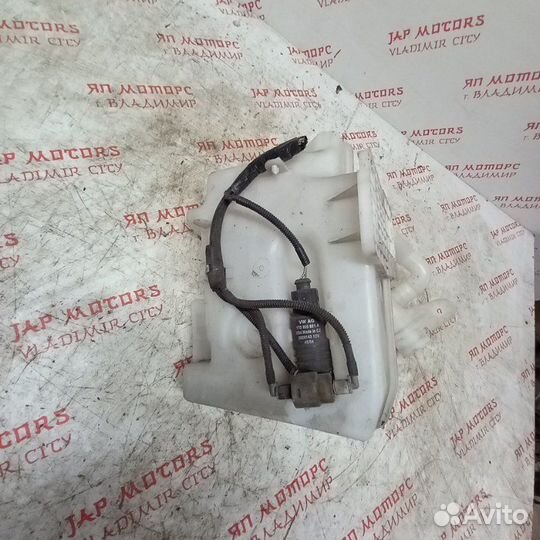 Бачок стеклоомывателя Volkswagen Golf 5 BVY 2006