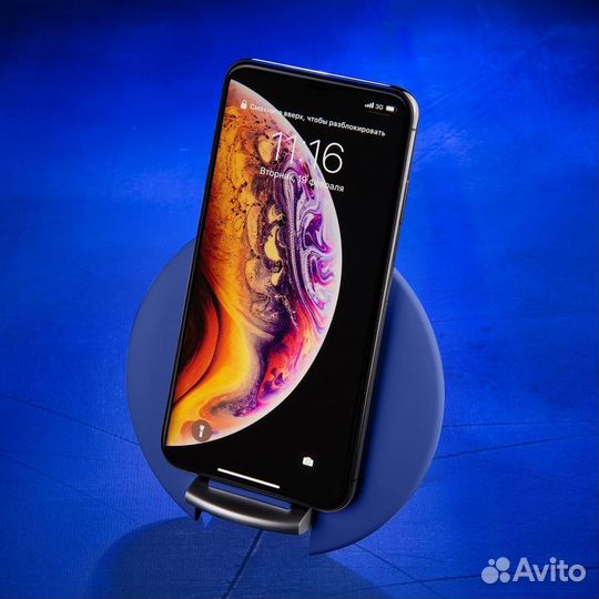 Быстрая Беспроводная Зарядка InterStep (10W) +Шнур