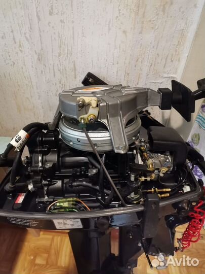 Продам лодочный мотор тохацу 9.8