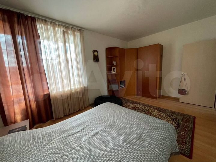 3-к. квартира, 86 м², 3/3 эт.