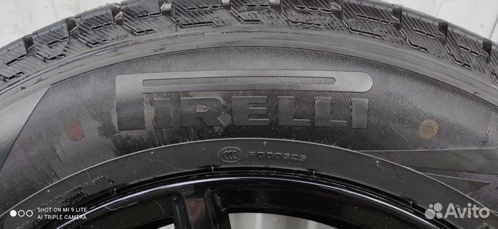 Pirelli Ice Asimmetrico Plus 225/65 R17 102T