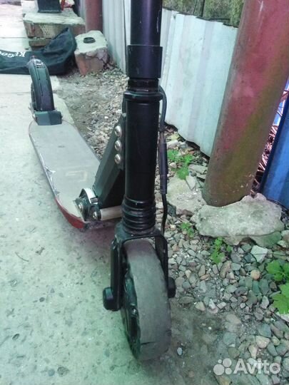 Электросамокат Kugo S3