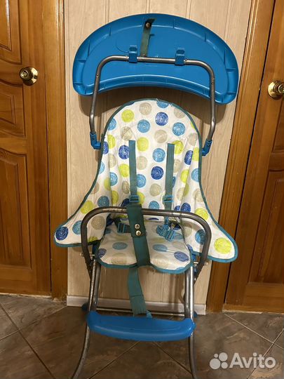 Детский столик и стульчик для кормления