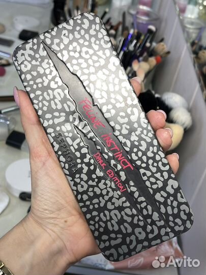 Тени для век