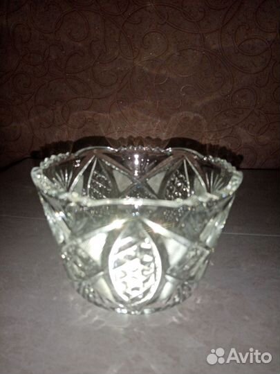 Хрустальная ваза
