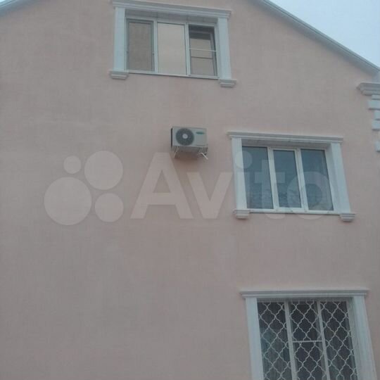 Дом 274 м² на участке 1,2 сот.