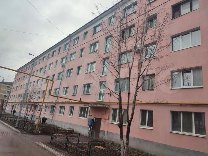 Комната 10 м² в 5-к., 2/5 эт.