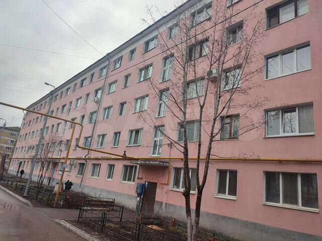 Комната 10 м² в 5-к., 2/5 эт.