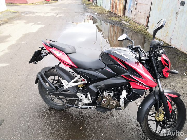 Bajaj Pulsar Ns 150