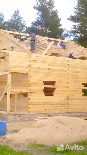 Бригада строителей