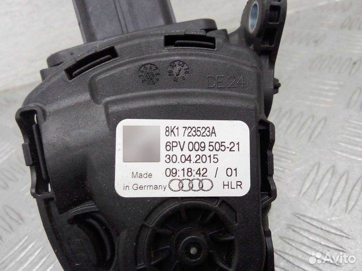 Педаль газа Audi Q5 8R 8K1723523A