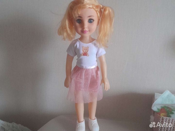 Большая кукла