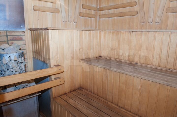 Коттедж 370 м² на участке 30 сот.