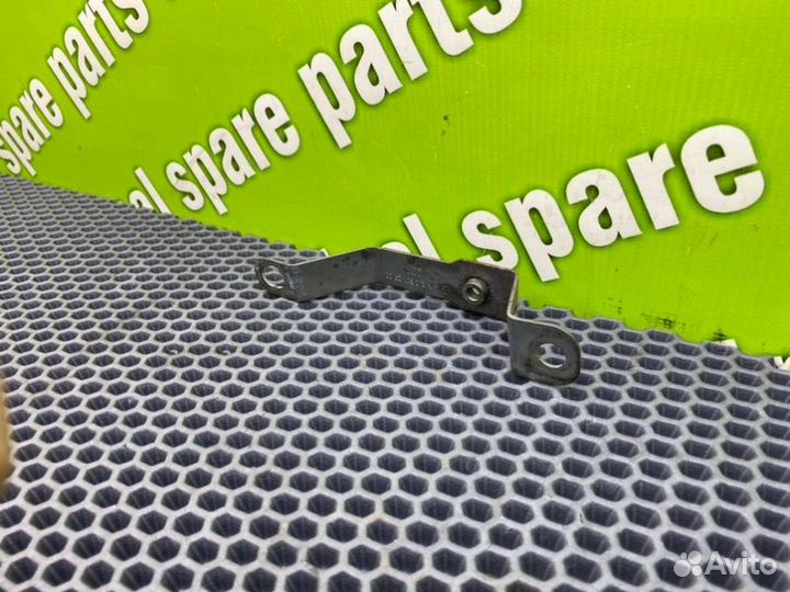 Кронштейн Mercedes-Benz C-Class S204 OM651.911 2.2