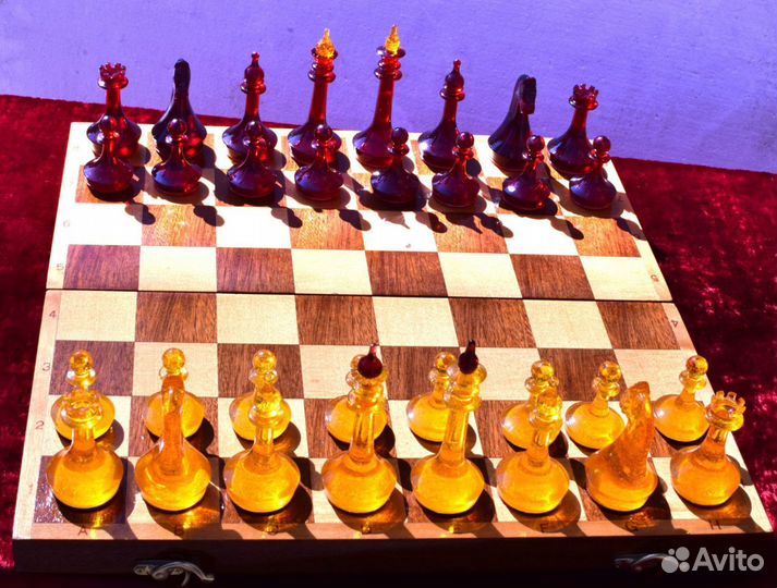 Шахматы СССР янтарный цвет