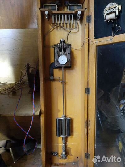 Часы 1954 год электрические